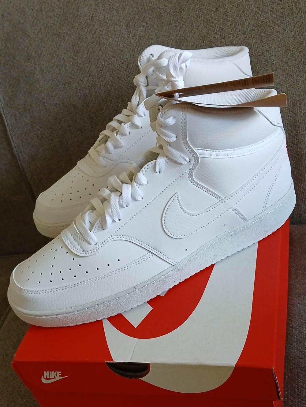 NIB Men's Nike Court Vision Mid NN White Sneakers, Size 13